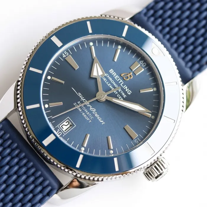 top-tier watch Breitling men's blue dial super ocean culture mechanical watch side view