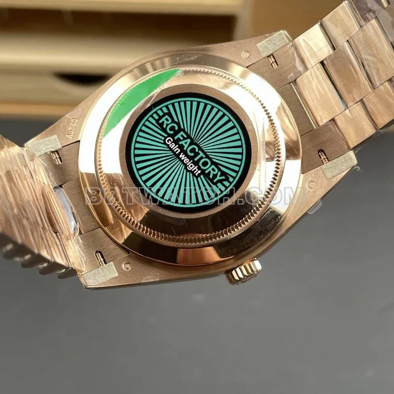 Rolex watch RC factory Day-Date40mmwhite dial3255rose goldsteel bracelet front live photo