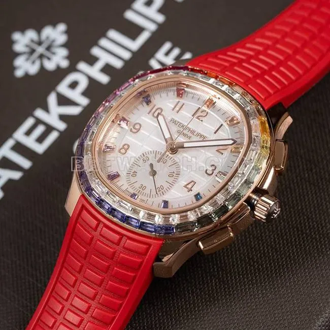 collectible watch Patek PhilippePPM factory Aquanaut mechanical red rubber braceletside live photo