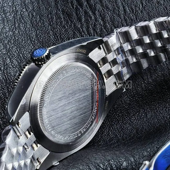 3CF factory watch Biwan Tudorblack dial steel braceletside live photo