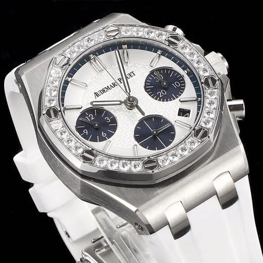 top-tierAudemars Piguetreplica watchAudemars Piguet Royal Oak silver shell women's multifunctional chronograph mechanical watch clasp picture