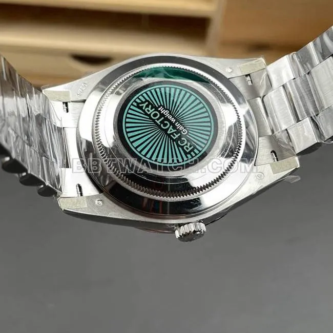 Rolextop-tier watch RC factory Day-Date40mm ice blue dial3255steel bracelet front live photo