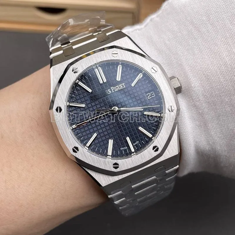 Audemars Piguet watch DDF factory Royal Oak41mmblue dial4302 mechanical steel bracelet front live photo