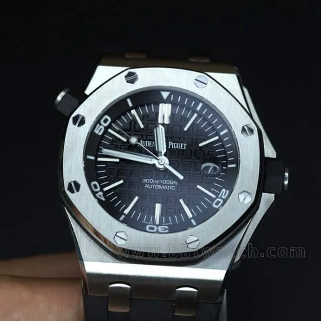 ZF FactoryAudemars Piguettop-tier watch Royal Oak15703top-tier quality super lume men's black dialsteel braceletautomatic movement watch front view