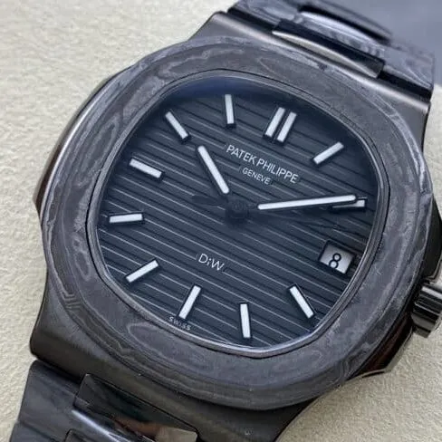 top-tier replicaPatek PhilippeNautilusblack dial5711 carbon fiber aesthetic presentation movement diagram