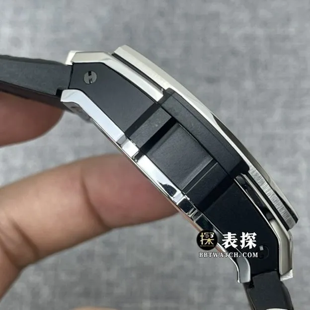Hublot ceiling watch, JBreplica watch, front view