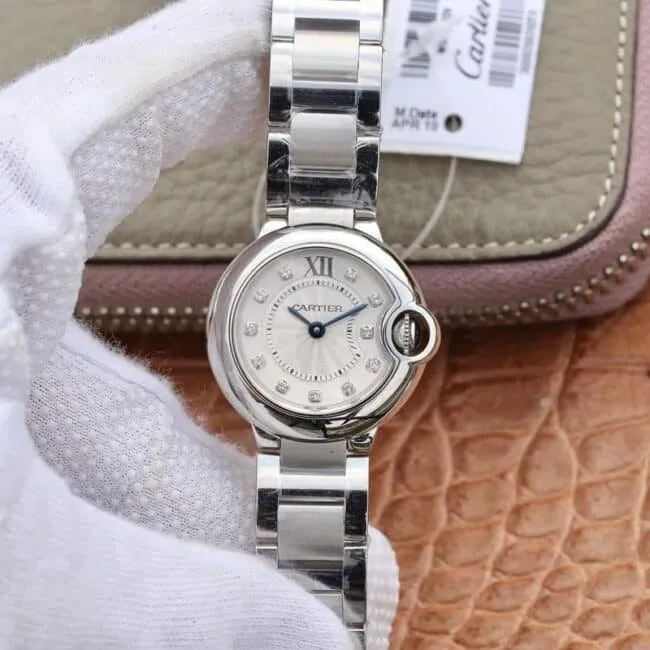 Why So Many Women Fall for Cartier Blue