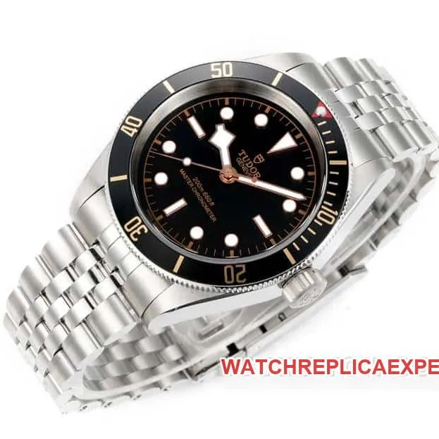 3TTudor Biwan top-tier replicablack dialsteel bracelet model 79230N caseback live photo