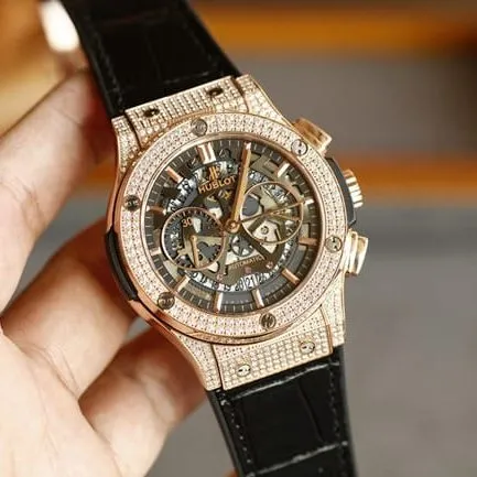 top-tier watch Hublot BIG BANG series Hublot boutique full diamond rose gold color shell black belt watch clasp picture