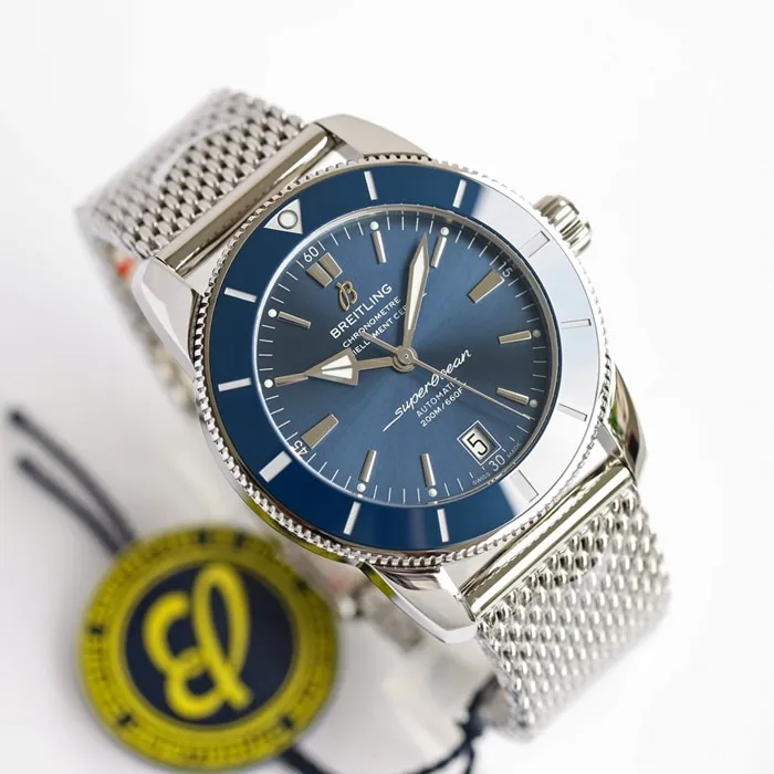 top-tier watch Breitling men's blue dial super ocean culture mechanical watch back cover picture