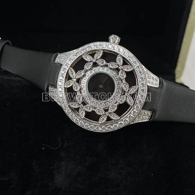 collectible watch Graf VCA factory sapphire crystaldiamond33mmquartz movementside live photo