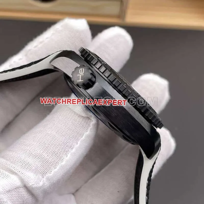 VS FactoryOmegaSeamastertop-tier 1:1super Darth Vader world time 220.92.43 wearing live photos