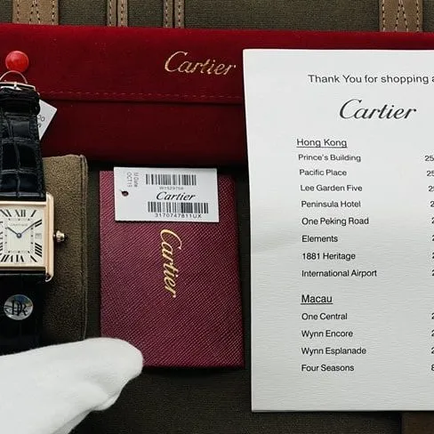 DR factory Cartiertop-tier men's white dial black belt tank series couple leather strap watch clasp picture