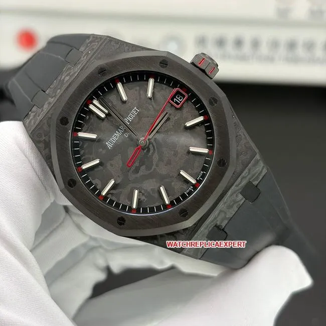 watch DIW factory Royal OakAudemars Piguet carbon fiber 15500 front live photo