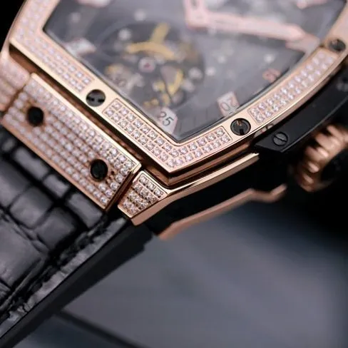 Hublottop-tier watch men's black dial black belt MASTERPIECE series tourbillon mechanical leather strap watch front view