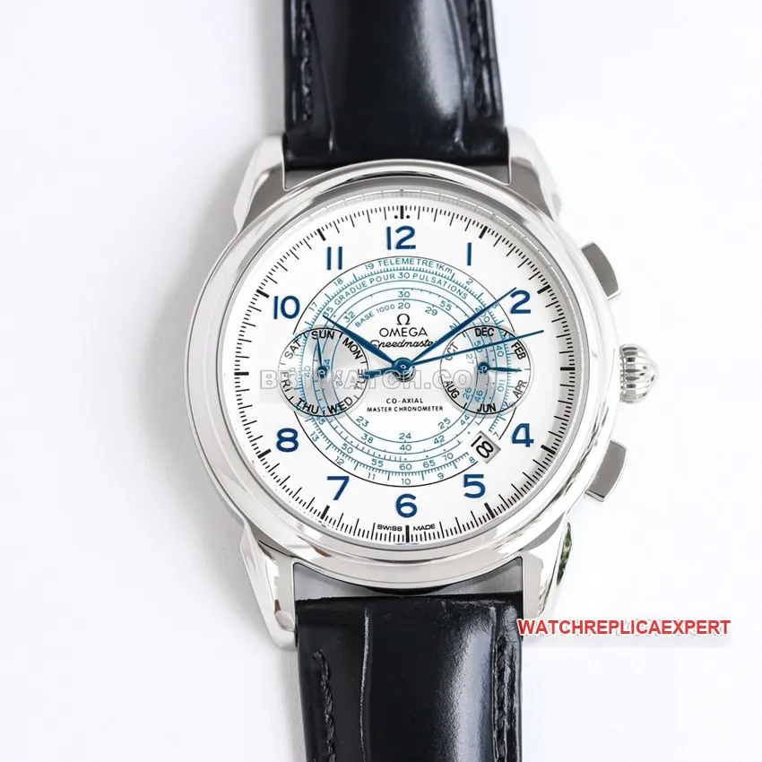 Omega Speedmaster top-tier 1:1super clonewhite dialleather strap model 332.10.41.51.01.021front live photo