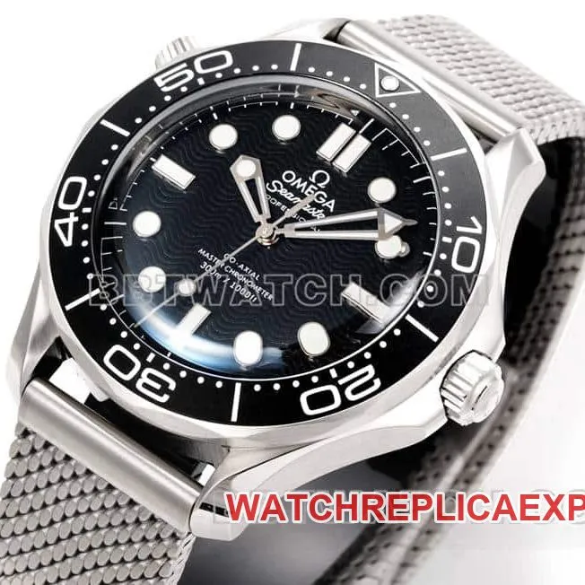 Omega1:1replica watch OR factory Seamaster 300m black dial mechanical steel bracelet model clasplive photos