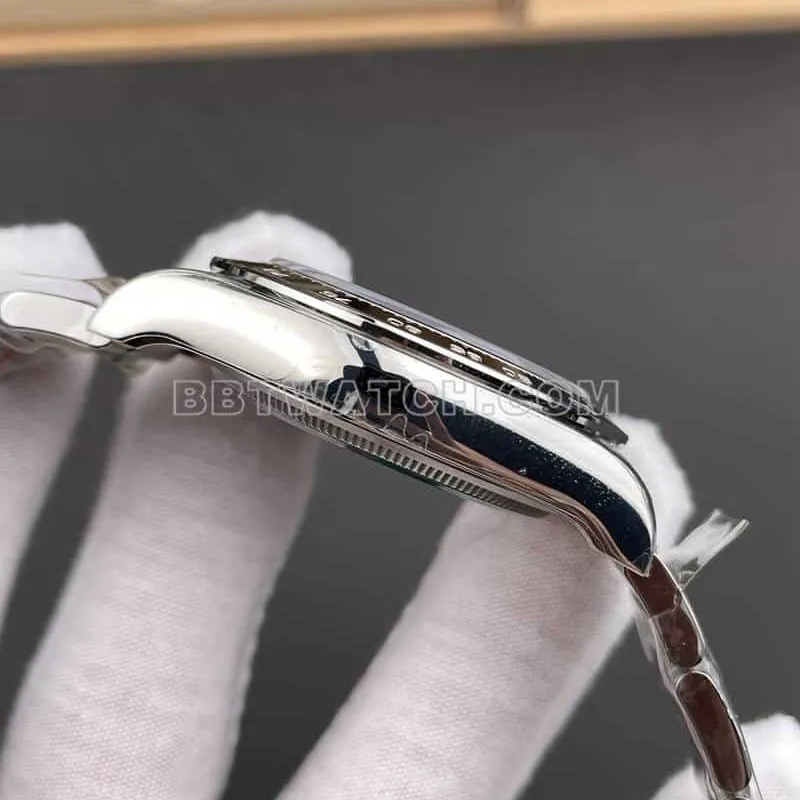VSRolexDaytonatop-tier replica4131Heitaodi126500front live photo