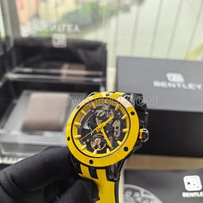 top-tier watch Bentley BL-62 peak yellow rubber braceletfront live photo