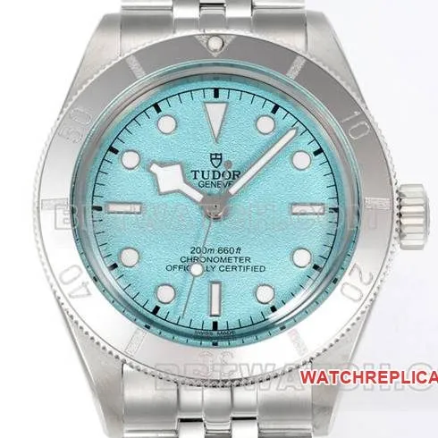 Tudor watch 3T factory Biwan ice blue dial 41mm stainless steel steel bracelet front live photo