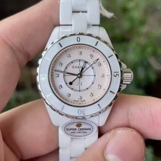 top-tiersuper cloneEAST super ceramic new product ChanelJ12 series ladies watch detail shots