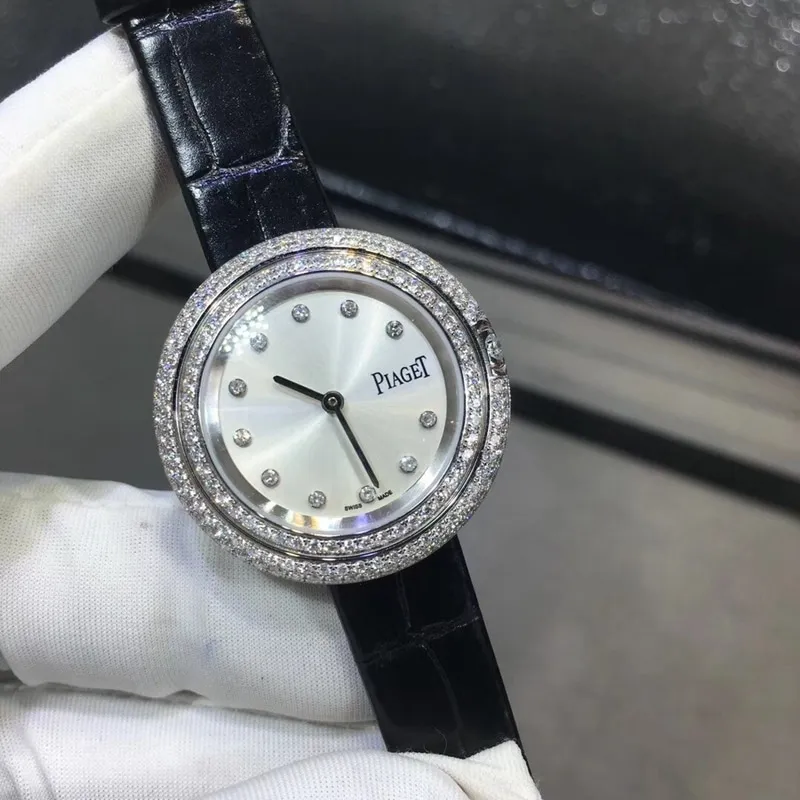 Piaget series outer ring rotatable 18k gold diamond quartz movement 29mm front view