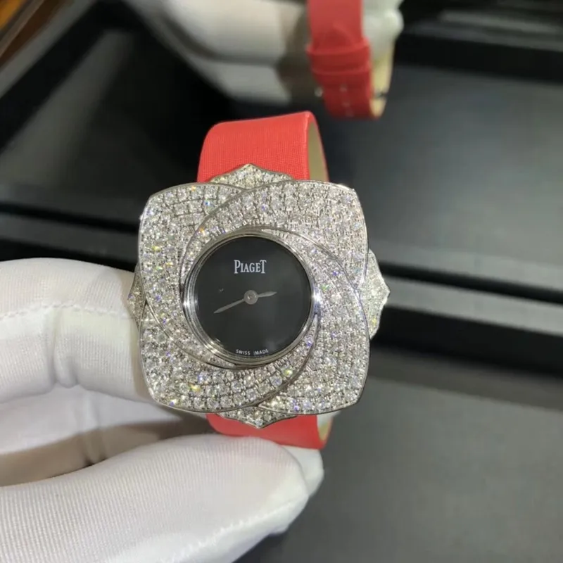 Piaget rose watch petals can rotate 37mm in diameter Swiss movement side view