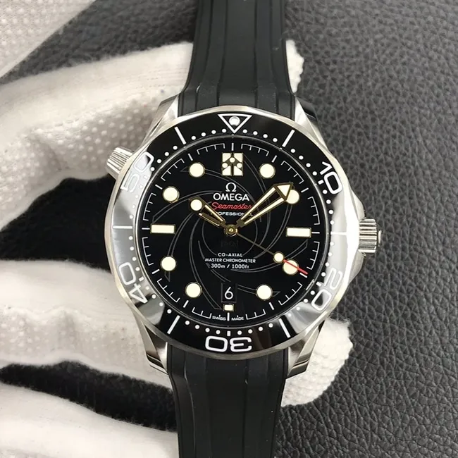 OR factory top-tier replicaOmegaSeamaster300automatic movement men's black dialrubber strap watch clasp picture