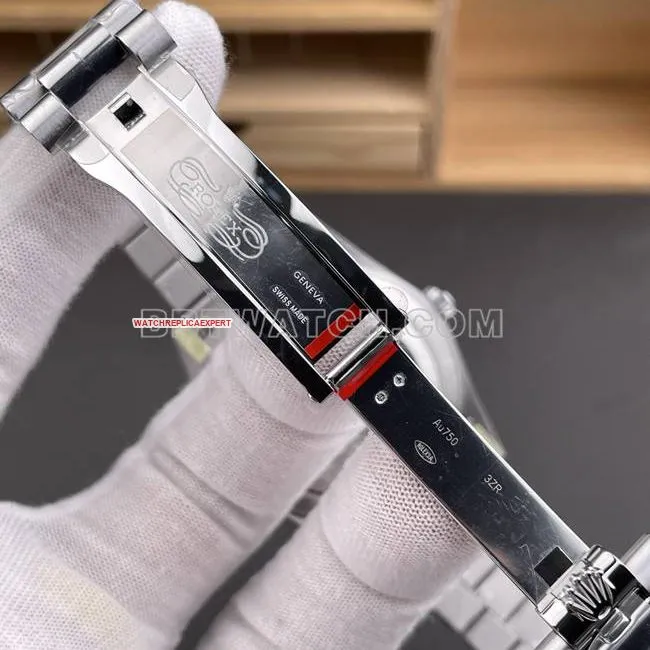 watch CBD factory RolexDay-Date3255 mechanical meteorite disc 40mmfront live photo