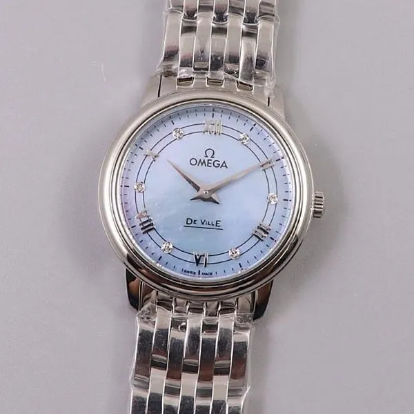 High-fashion watches price pictures