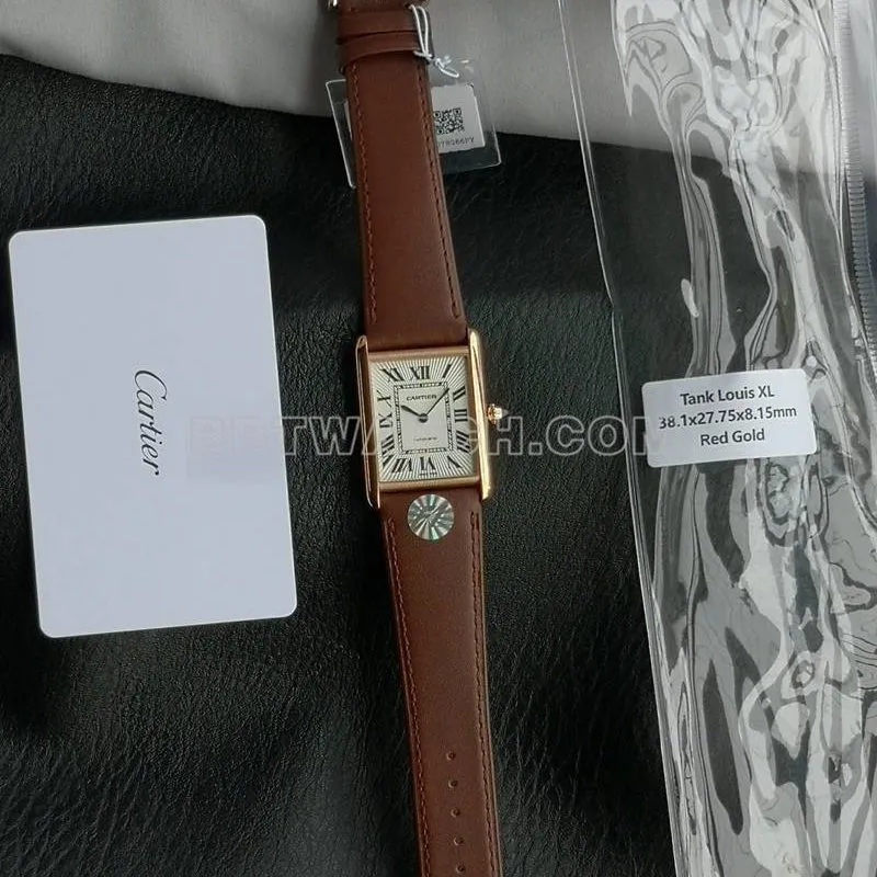 Cartier collectible watch F1 factory tank white dialrose gold case 2899MCmovementleather strap model front live photo