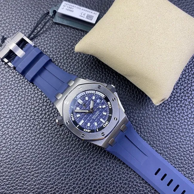 BF Factory Audemars Piguet Top Automatic Mechanical Men's Blue Plate Blue Rubber Band New Watch Side View