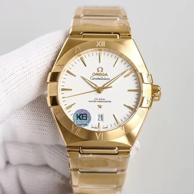 top-tier replicaOmega fifth generation constellation series white dial gold and silver steel bracelet men's watch front view