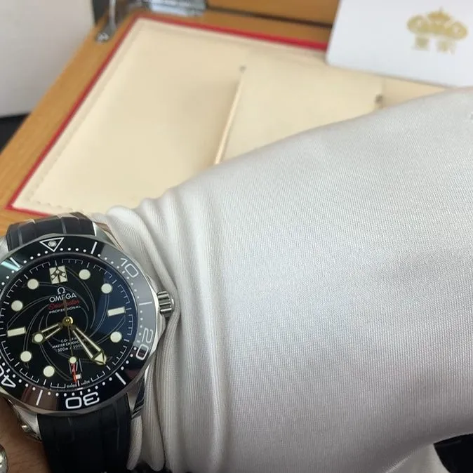 Omega Seamaster Seamaster Diver 300M James Bond 007 Edition 50th Anniversary 41mm Black Men Automatic