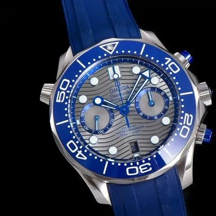OM Factorytop-tier watch Omega men's gray plate blue rubber strap new Seamaster300chronograph watch movement picture