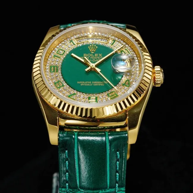 Rolextop-tier replicasuper watch men's green dial green strap day-date type day-date 36mm series automatic movement watch clasp picture