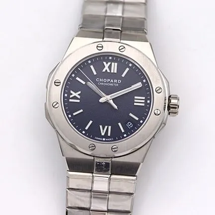 Chopardhigh-quality watch men's blue dial Alpine Eagle ALPINE EAGLE series automatic movementsteel bracelet watch side view