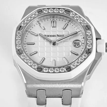 top-tier watch Audemars Piguet women's white dialrubber strapquartzRoyal Oak off series 37mm watch front view
