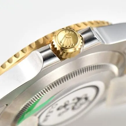 CLEAN Factory Rolex top-tier watch men's black dial gold band top-tier mechanical watch back cover picture