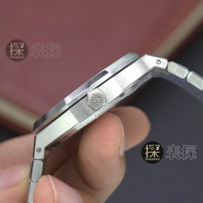 Audemars Piguettop-tier watch,APSRoyal Oakreplica watch,side live photo