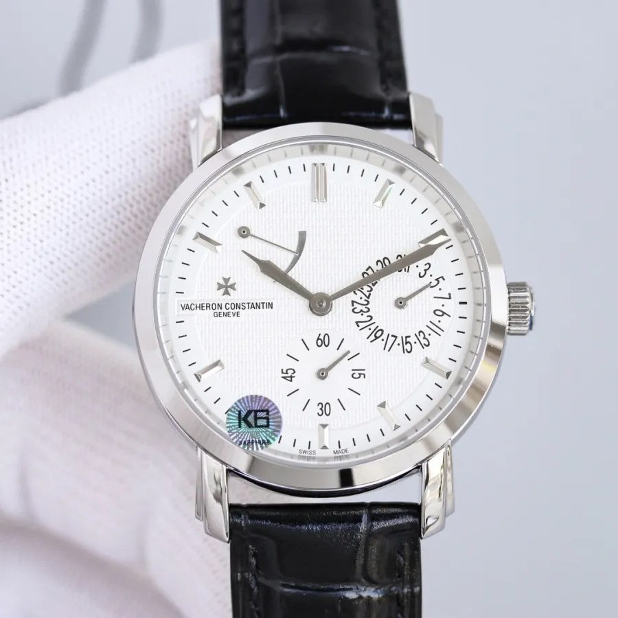 Vacheron Constantin Malta series 83060/000G-9287 watch front view