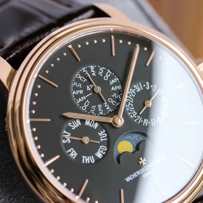 TW factory top-tier Vacheron Constantin super A watch men's black dial black belt heritage series perpetual calendar multi-function mechanical leather strap watch front view