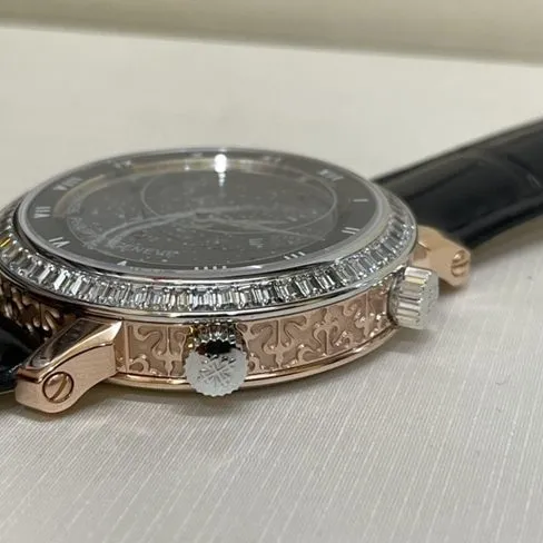 Patek Philippetop-tierhigh-quality watch men's black dial black belt South African T square diamond leather strap watch movement picture