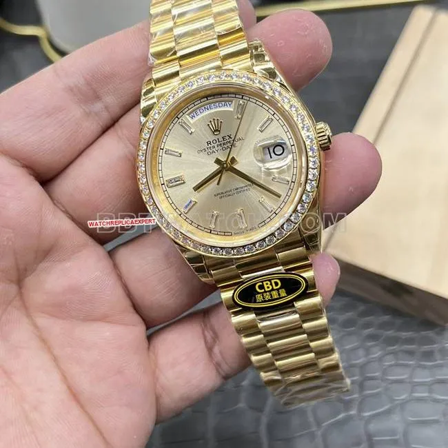 collectible watch CBD factory gold plate RolexDay-Dateyellow golddiamond bezel3255 mechanical front live photo
