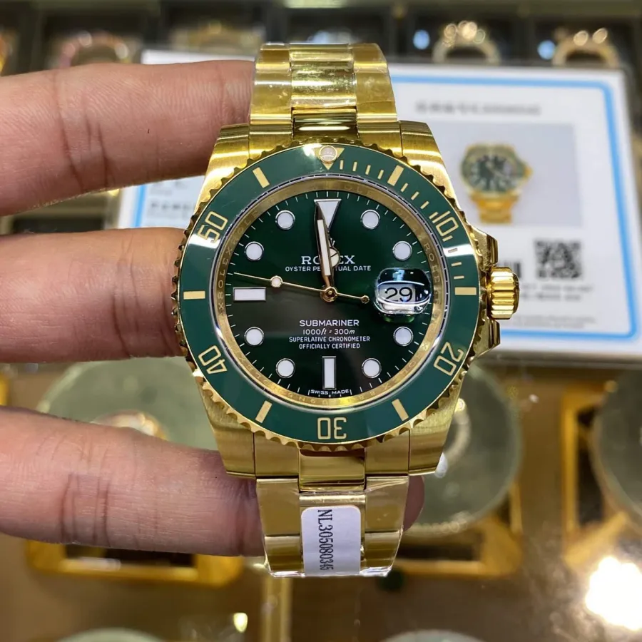 Research on mirror treatment techniques for collectible watches