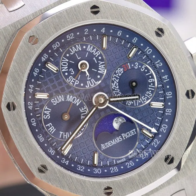 Audemars Piguet Top collectible watches BBR Royal Oak 26574ST.OO.1220ST.03 Blue Plate