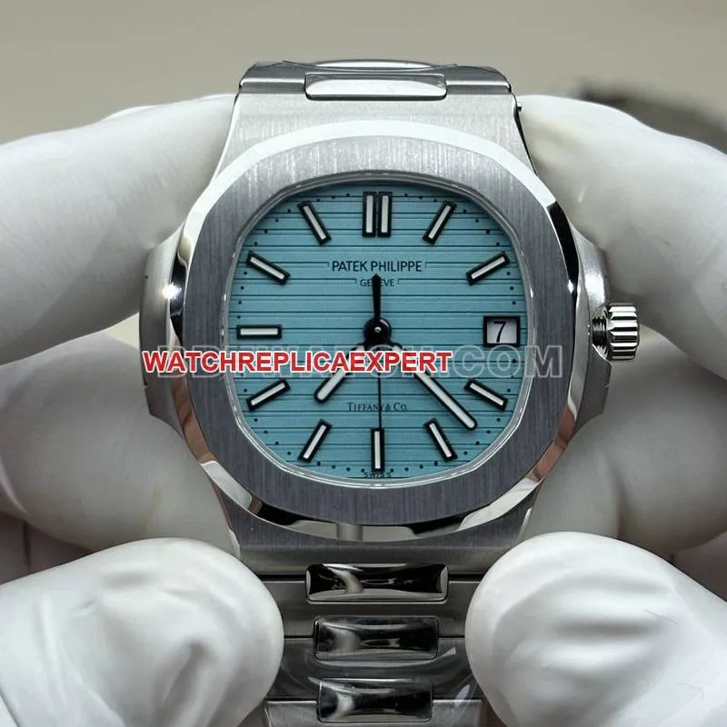Patek Philippetop-tier watch BBF factory Nautilus Tiffany blue dial324movementsteel bracelet model front live photo
