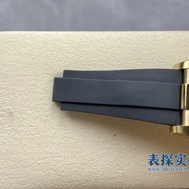 How much does top-tiersuper cloneC factory Rolex Daytona4130movement cost?