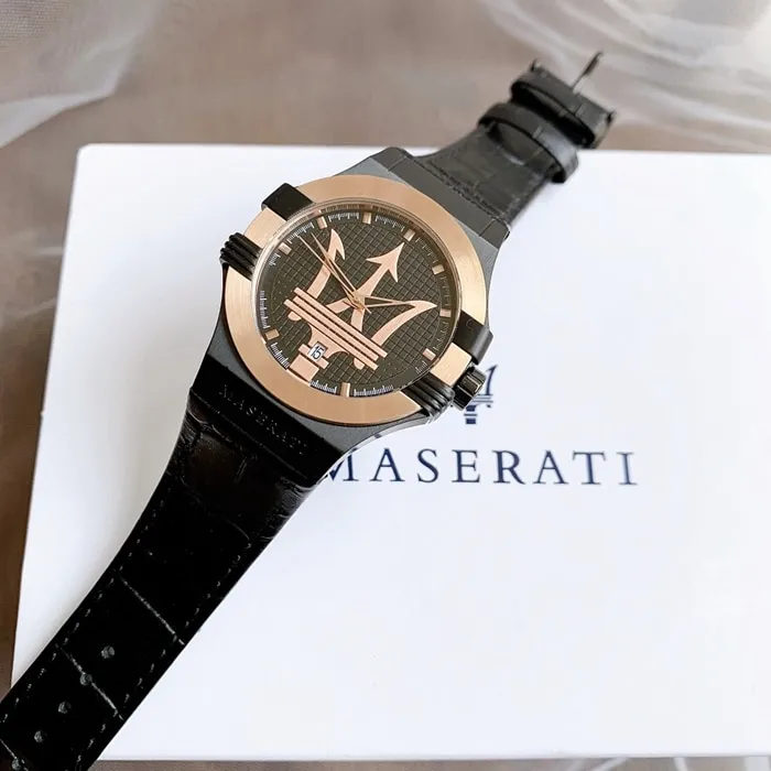 top-tier watch Maserati men's black dialquartzleather strap watch front view