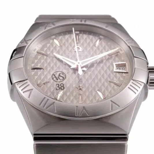 Omegareplica watch temperament model vs constellation temperament model 8500 gray plate mechanical watch movement picture
